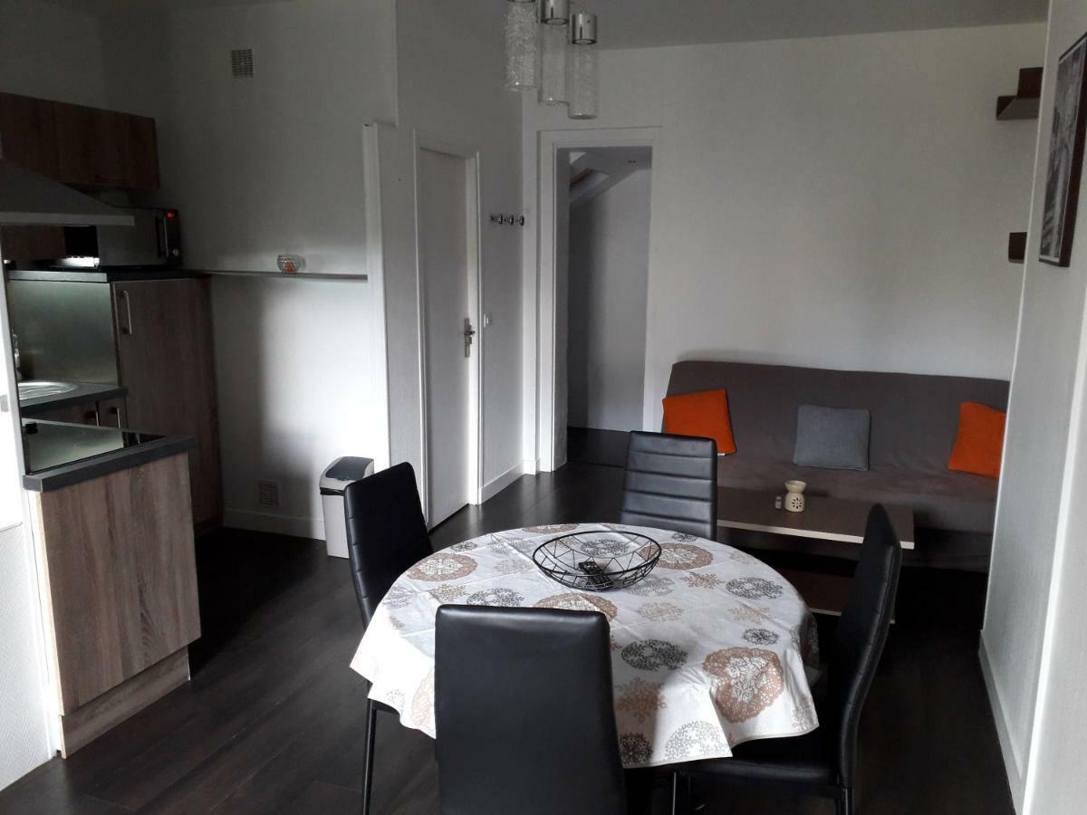 Chez Camille Et Vincent Apartment Dieppe Bagian luar foto