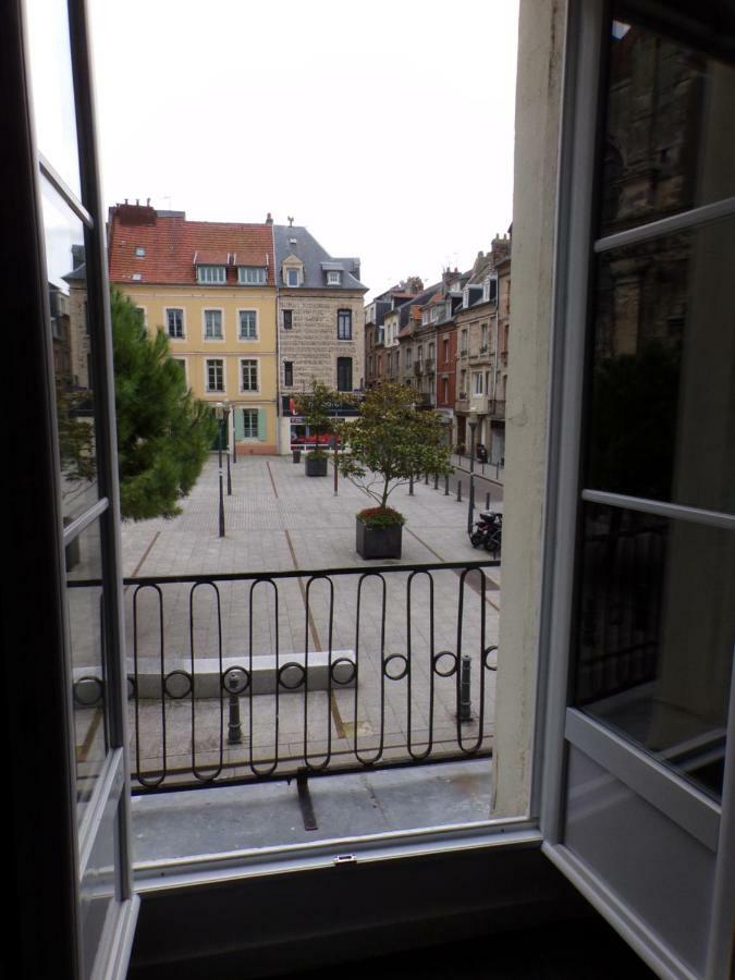 Chez Camille Et Vincent Apartment Dieppe Bagian luar foto