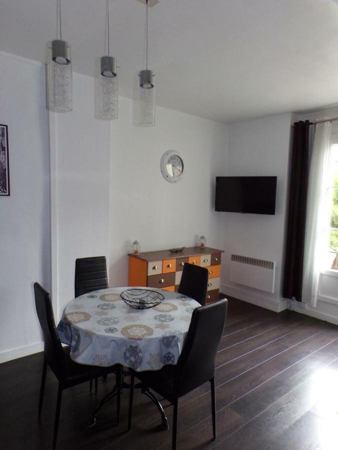 Chez Camille Et Vincent Apartment Dieppe Bagian luar foto