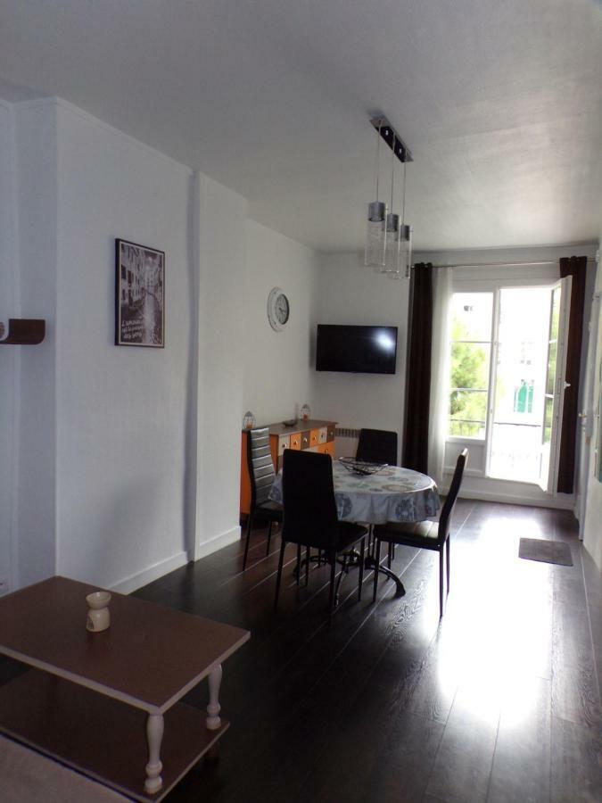 Chez Camille Et Vincent Apartment Dieppe Bagian luar foto