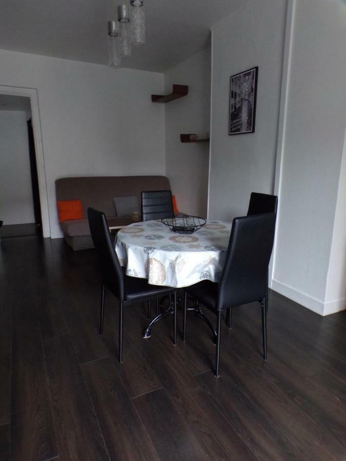 Chez Camille Et Vincent Apartment Dieppe Bagian luar foto